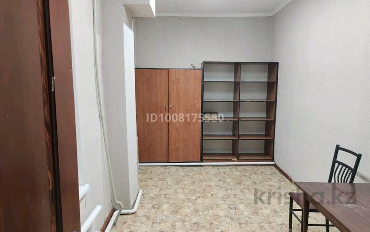 Свободное назначение, офисы, магазины и бутики, склады, общепит, салоны красоты, фитнес и спорт, образование, развлечения, конференц-залы, кабинеты и рабочие места, студии · 100 м² за 10 000 〒 в  — фото 2