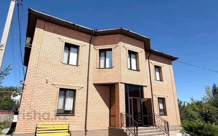 Жеке үй · 5 бөлме · 500 м² · 11 жүзд., Переулок Кокжиде 7, бағасы: 300 млн ₸ в Астане, Сарайшык р-н — фото 2