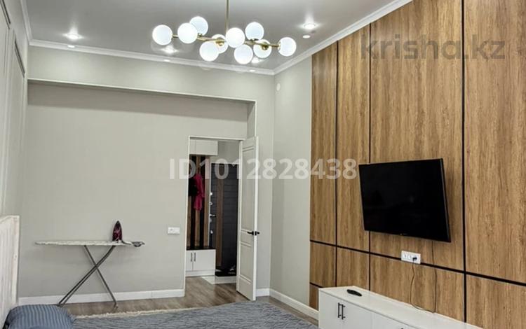 1-бөлмелі пәтер · 60 м² · 6/9 қабат, 16-й мкр — Возле ТРК Актау, бағасы: 18.9 млн ₸ — фото 2