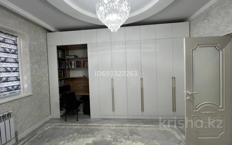 2-комнатная квартира, 70 м², 3/6 этаж, Торегали Кадыров 55а за 21.2 млн 〒 в Жанаозен — фото 2