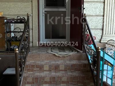 Жеке үй · 9 бөлме · 250 м² · 6 жүзд., Жургенова, бағасы: 75 млн ₸ в Таразе