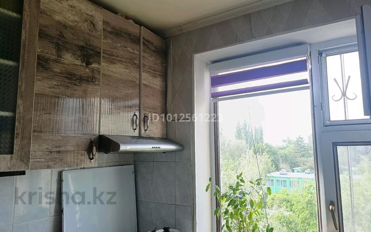 2-комнатная квартира · 45 м² · 5/5 этаж, мкр Самал 32 — 39 школы за 12 млн ₸ в Таразе — фото 2