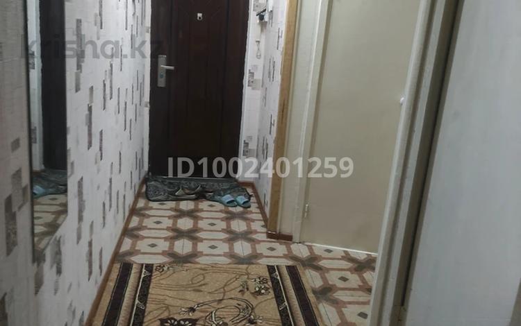 3-комнатная квартира · 62 м² · 1/5 этаж, Ул.Абылай хана 205а — Находится квартира в центре , магазины, супермаркеты за 3 000 〒 в Талгаре — фото 2