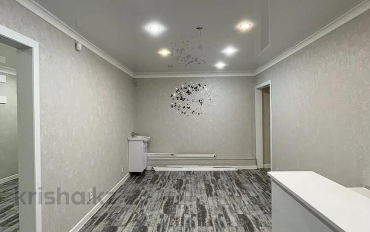 Кеңселер, сұлулық салондары · 55 м², бағасы: 37 млн ₸ в Уральске — фото 2