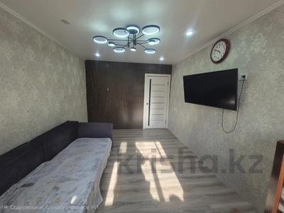 2-бөлмелі пәтер · 45 м² · 4/5 қабат, 15-шағынаудан, бағасы: 11.5 млн ₸ в Караганде, Алихана Бокейханова р-н