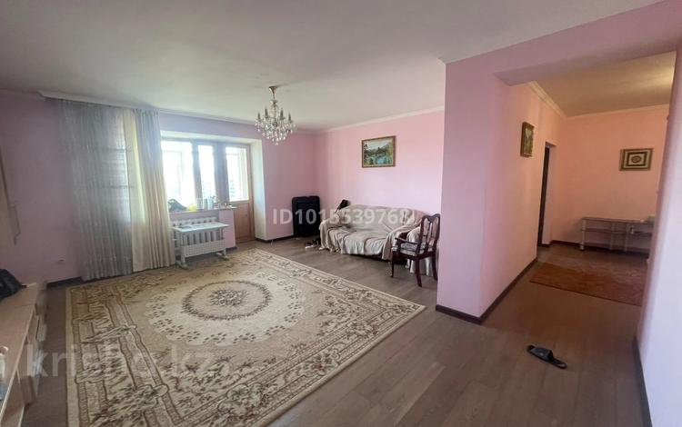 3-комнатная квартира · 111 м² · 8/9 этаж, Богенбай батыра 36 за 350 000 ₸ в Астане, Сарыарка р-н — фото 2