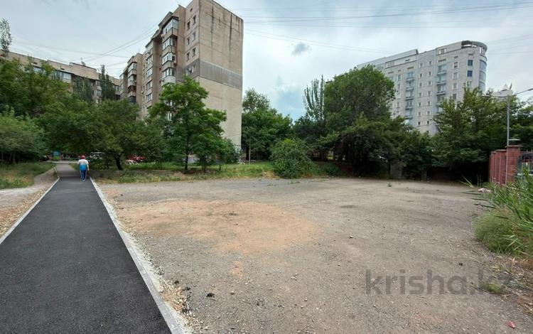 Участок · 10 соток, Мкр Самал-2 за 300 млн ₸ в Алматы, Медеуский р-н — фото 2