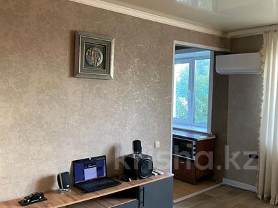 3-бөлмелі пәтер · 65 м² · 3/9 қабат, Батыр Баяна 7, бағасы: 150 000 〒 в Петропавловске