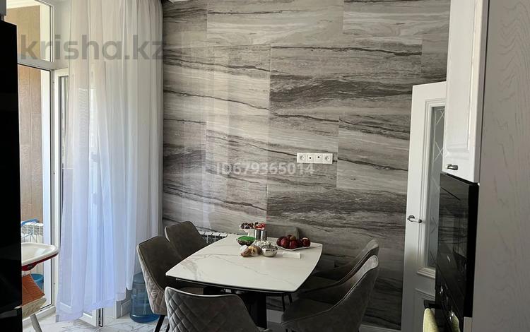 3-комнатная квартира · 87 м² · 8/10 этаж, мкр Юго-Восток, Мкр Юго-Восток, мкр Степной 3 за 58 млн ₸ в Караганде, Казыбек би р-н — фото 8