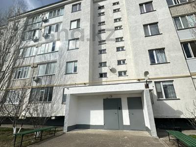 2-бөлмелі пәтер · 65 м² · 4/5 қабат, мкр. Зачаганск пгт, Қамбар батыр 8/1, бағасы: 19.5 млн ₸ в Уральске
