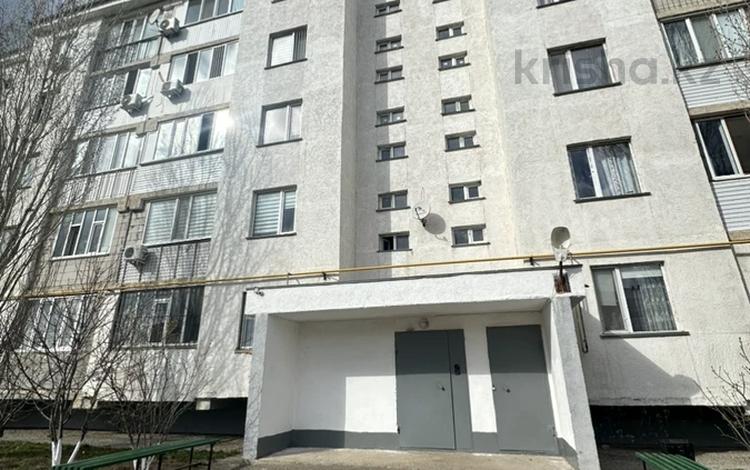 2-бөлмелі пәтер · 65 м² · 4/5 қабат, мкр. Зачаганск пгт, Қамбар батыр 8/1, бағасы: 19.5 млн ₸ в Уральске — фото 2