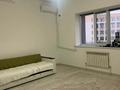 2-комнатная квартира · 76 м² · 1/8 этаж, мкр Нурсая, Абылхаир-хан 41 за 47 млн ₸ в Атырау — фото 6
