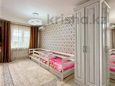 4-бөлмелі пәтер · 70 м² · 5/5 қабат, Привокзальный 3а 5а, бағасы: 20 млн ₸ в Атырау, мкр Привокзальный-3А