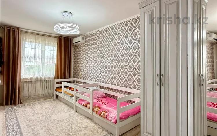 4-бөлмелі пәтер · 70 м² · 5/5 қабат, Привокзальный 3а 5а, бағасы: 20 млн ₸ в Атырау, мкр Привокзальный-3А — фото 2