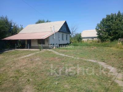Отдельный дом · 4 комнаты · 70 м² · 12 сот., Новосельская 7г — Заправка жаркент за 30 млн ₸ в Байтереке (Новоалексеевке)