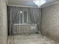 2-бөлмелі пәтер · 44 м² · 1/5 қабат, Абая 72 — Ес-даулет , магазин Югра , магазин апельсин ,в центре, бағасы: 7.5 млн ₸ в Темиртау