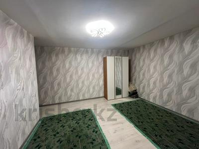 1-бөлмелі пәтер · 34 м² · 3/10 қабат, Жаңа қала ш/а., Ермекова, бағасы: 18 млн ₸ в Караганде, Казыбек би р-н