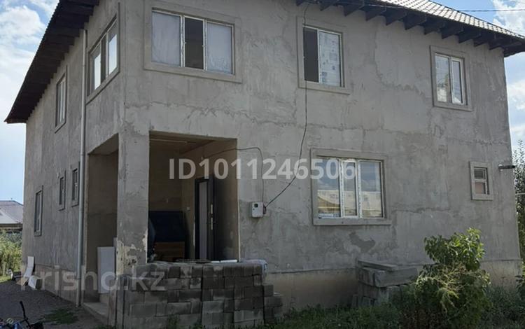 Жеке үй · 7 бөлме · 300 м² · 6 жүзд., Ушбулак 63 — Май, бағасы: 65 млн ₸ в Жамбыл — фото 2