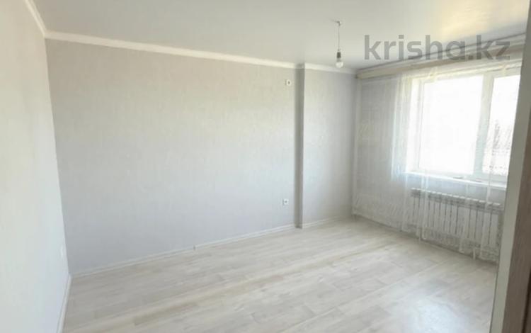 1-бөлмелі пәтер · 40 м² · 1/5 қабат, мкр. Алтын орда 16ак1, бағасы: 14.5 млн ₸ в Актобе — фото 4