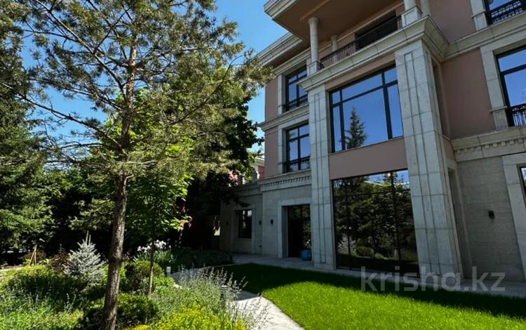 10-бөлмелі пәтер · 900 м² · 1/3 қабат, Жамакаева 256а — Аль Фараби, бағасы: 1.7 млрд ₸ в Алматы, Медеуский р-н — фото 47