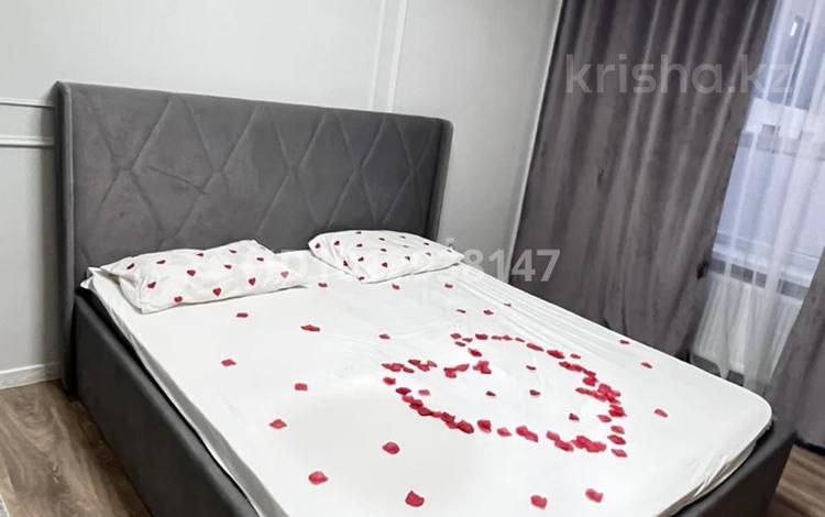 1-комнатная квартира · 50 м², 18-й микрорайон, Байтерекова 2б за 9 999 ₸ в Шымкенте, Аль-Фарабийский р-н — фото 17