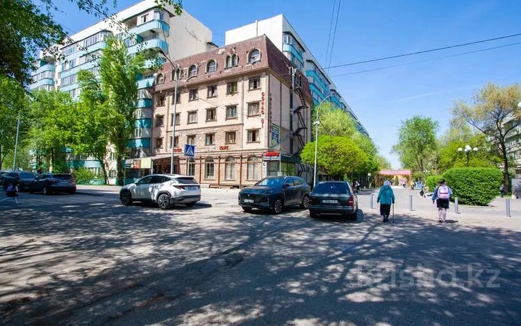 Еркін, кеңселер, монша, қонақ үй және демалыс орындары, білім орталықтары · 1330 м², бағасы: 450 млн ₸ в Алматы, Жетысуский р-н — фото 19