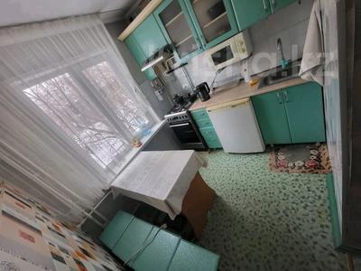 3-комнатная квартира · 60 м² · 3/5 этаж, Рижская за 160 000 〒 в Петропавловске