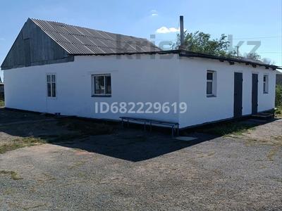 Жеке үй • 4 бөлмелер • 120 м² • 1550 сот., Тілеулин 80, бағасы: 8 млн 〒 в Шет