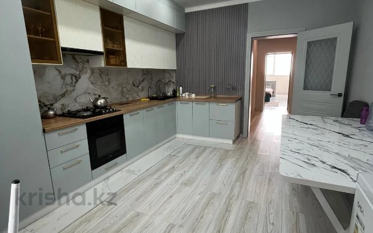 3-бөлмелі пәтер · 96.1 м² · 5/5 қабат, Алтын орда ш/а., бағасы: 27.5 млн ₸ в Актобе, мкр. Алтын орда — фото 15