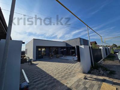 Еркін, кеңселер, білім орталықтары, ойын-сауық · 682.8 м², бағасы: ~ 751.1 млн ₸ в Алматы, Бостандыкский р-н
