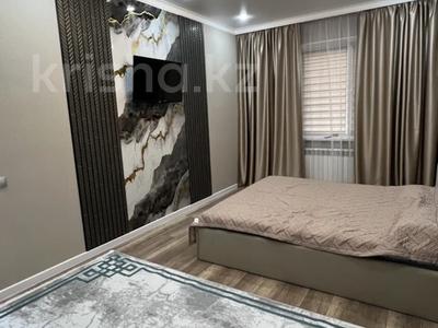 1-бөлмелі пәтер · 48 м² · 1/7 қабат, 20-ш/а. 16, бағасы: 300 000 ₸ в Актау, 20-й мкр