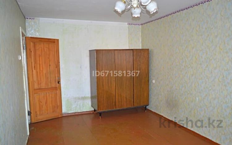 1 комната, 16 м², Потанина 18 за 135 000 〒 в Усть-Каменогорске — фото 2