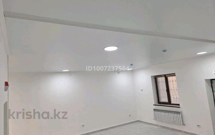 Свободное назначение · 61 м² за 200 000 ₸ в Актау, 17-й мкр — фото 2