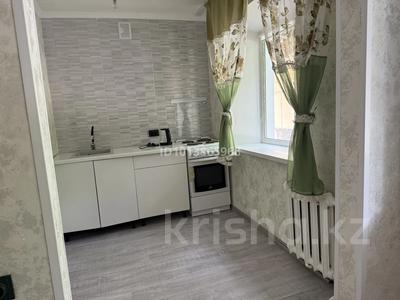 3-комнатная квартира · 48 м² · 1/5 этаж, Ломова за 15 000 ₸ в Павлодаре