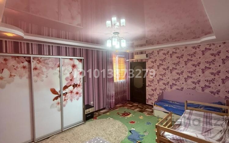 Отдельный дом · 6 комнат · 131.9 м² · 3.52 сот., Гагарина 37 — Джаныбекская за 38 млн ₸ в Уральске — фото 2