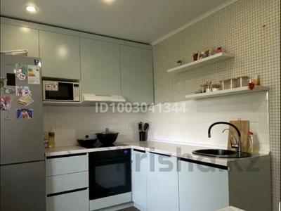 3-бөлмелі пәтер · 76 м² · 2/3 қабат, Алия Молдагулова 69 — Наурыз, бағасы: 18.5 млн ₸ в Экибастузе