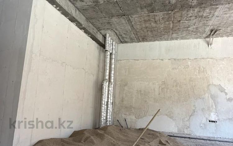3-бөлмелі пәтер · 167 м² · 3/9 қабат, Жамакаева, бағасы: 110 млн ₸ в Алматы, Медеуский р-н — фото 2