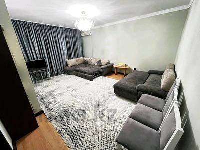 3-комнатная квартира, 90 м², 3/5 этаж посуточно, Кадыр Мырзали 7 — Назарбаевская Школа Теннисный Корд за 25 000 〒 в Уральске