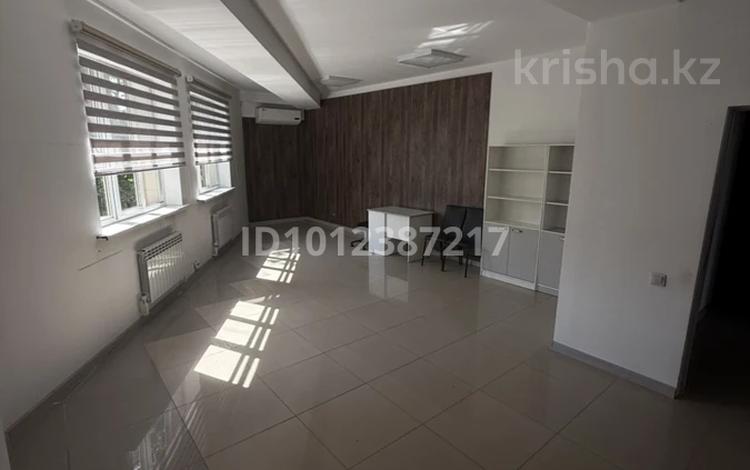 Кеңселер · 39.3 м², бағасы: 200 430 ₸ в Алматы, Жетысуский р-н — фото 2