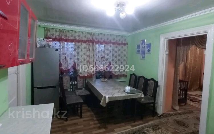 Часть дома • 2 комнаты • 35 м² • 2 сот., Табанбаева 44/кв1 — Сыздыкова за 5.5 млн 〒 в Жаркенте — фото 2