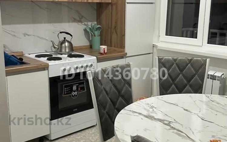 3-бөлмелі пәтер · 72 м² · 4/5 қабат, Набережная 169А, бағасы: 32.5 млн ₸ в Есик — фото 3