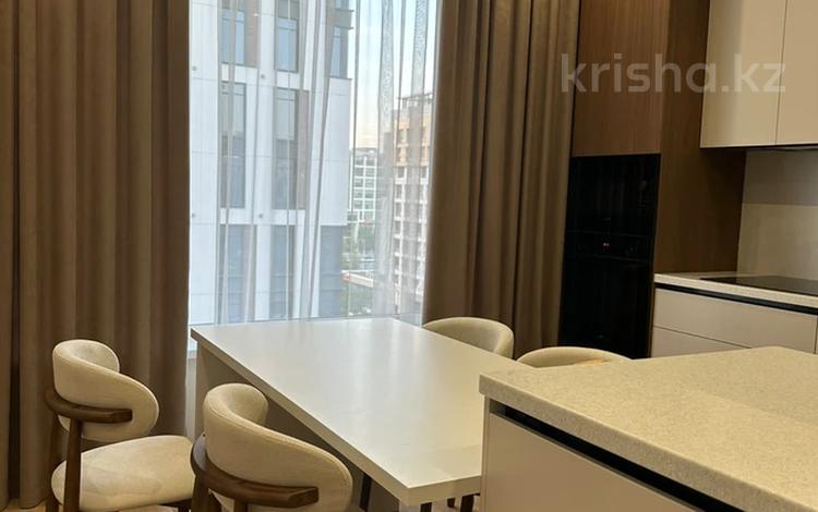 3-комнатная квартира · 90 м² · 7/18 этаж, Туран 39 за 850 000 ₸ в Астане, Нура р-н — фото 2