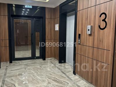 2-комнатная квартира, 81.7 м², 3 этаж, Аль-Фараби 103 — Ходжанова за 74 млн 〒 в Алматы, Бостандыкский р-н