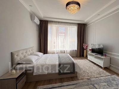 1-комнатная квартира · 52 м² · 12/12 этаж, Байтерекова 100/4 — 18.000 за 18 000 ₸ в Шымкенте, Каратауский р-н