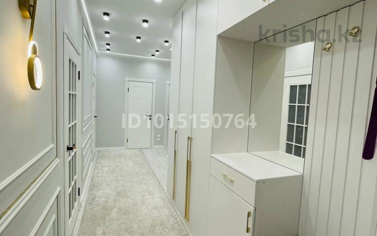 2-бөлмелі пәтер · 69 м² · 5/9 қабат, Нұрсая ш/а., Елорда 6/4, бағасы: 35 млн ₸ в Атырау, мкр Нурсая — фото 5