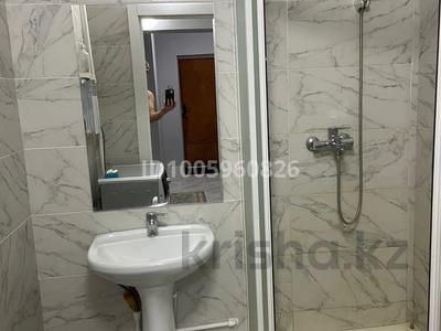 2-комнатная квартира · 67 м² · 6/10 этаж, мкр Кунаева 67 — Азия молл за 27 млн 〒 в Уральске