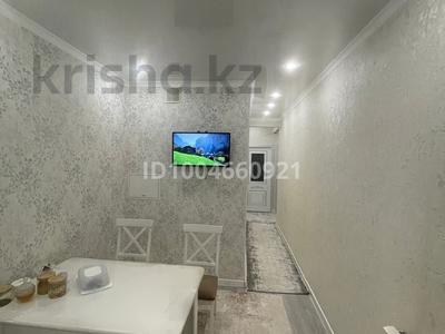 3-комнатная квартира · 70 м² · 2/5 этаж, 26-й мкр 1г — Обл.Аурухана Саура баня за 23 млн 〒 в Актау