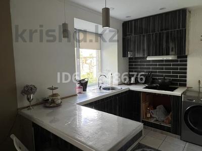 2-комнатная квартира · 43 м² · 1/2 этаж, Юности 8 — улица юности за 16 млн ₸ в Семее