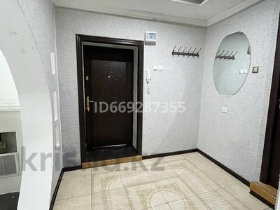 2-комнатная квартира, 54 м², 2/4 этаж, Турысова 56 за 28 млн 〒 в Шымкенте, Аль-Фарабийский р-н