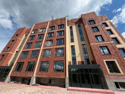 2-комнатная квартира · 71 м² · 1/5 этаж, Жамакаева 150/2 за ~ 35.8 млн 〒 в Семее